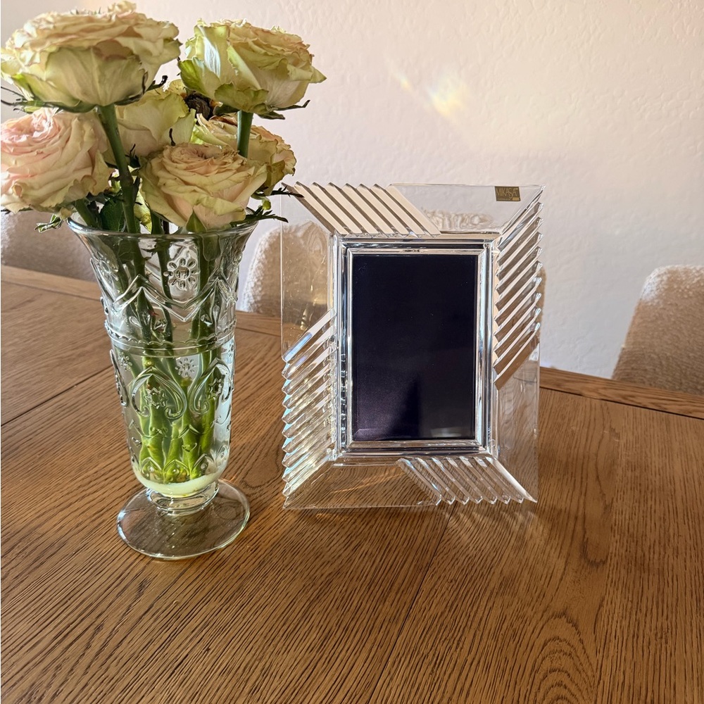 Vintage Mikasa Art Deco Style 5x7 Crystal Frame
